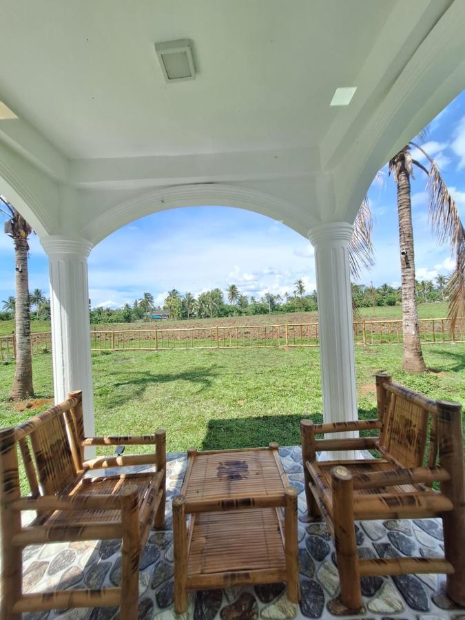 Joe'S Castle Sagbayan Exterior foto